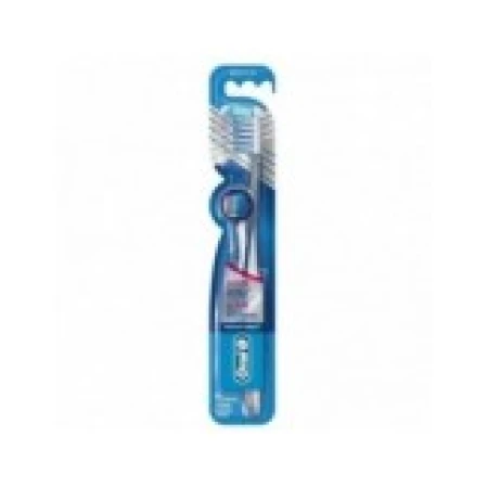 Periuta de Dinti, Oral-B, Pro-Expert Cross-Action, All-in-One, Multi-Protectie, Medium